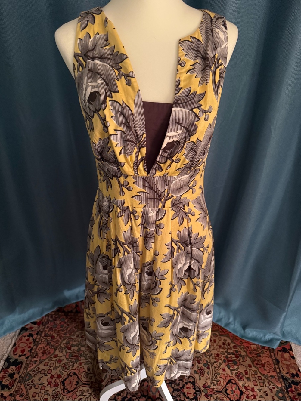 Leifsdottir Anthropologie Yellow Floral V-Neck Women’s Dress